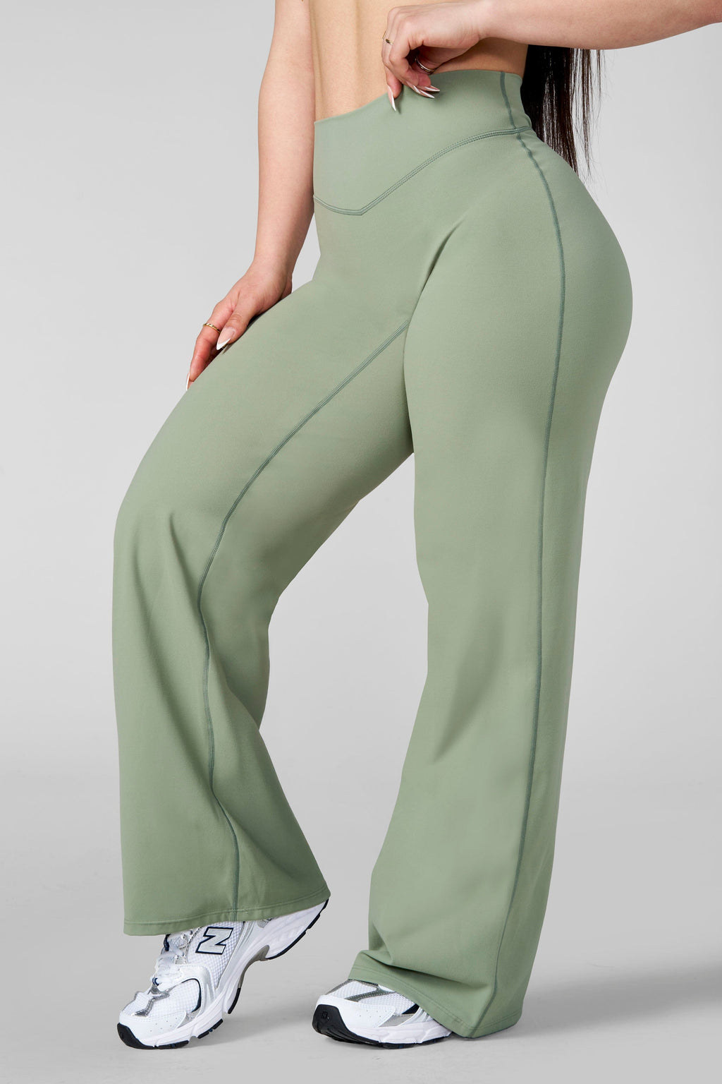 Kove Wide Leg Flare Leggings (Short)