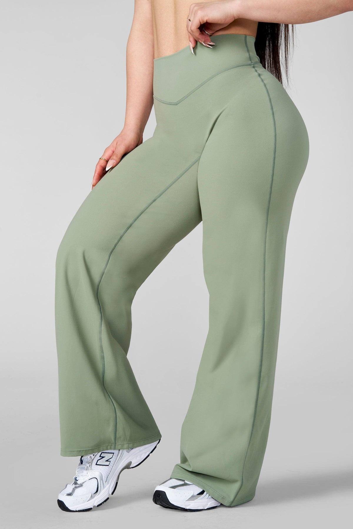 Kove Wide Leg Flare Leggings (Short)
