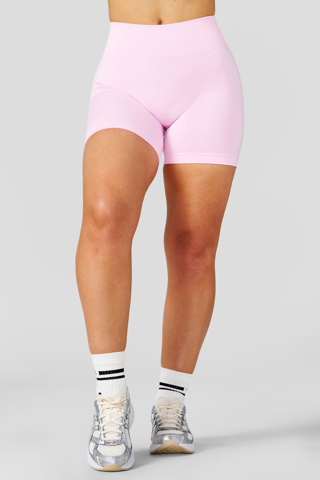 Curve Seamless Shorts 4.75" - New Colors