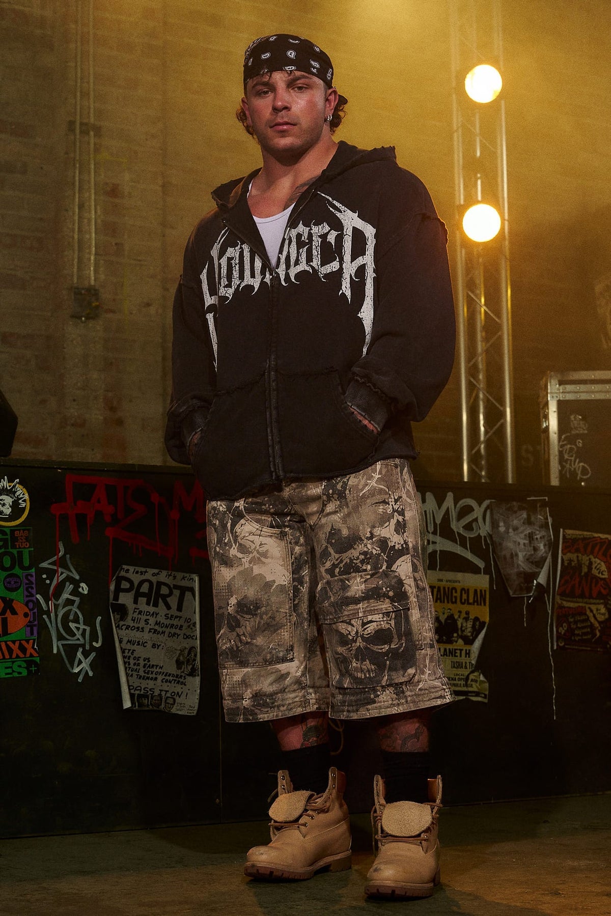 HARDSTYLE ZIP-UPS