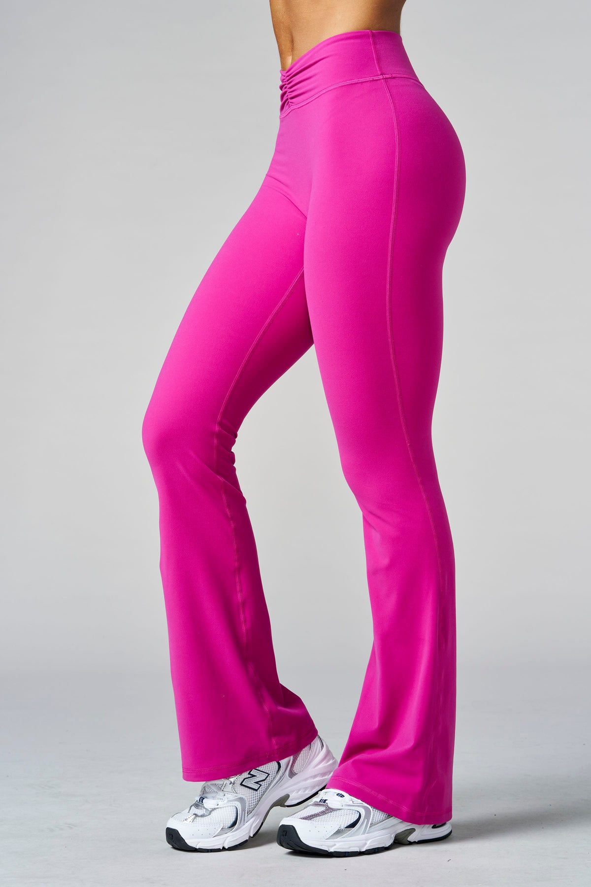 Buttersoft Scrunch Band Flare Leggings (short)