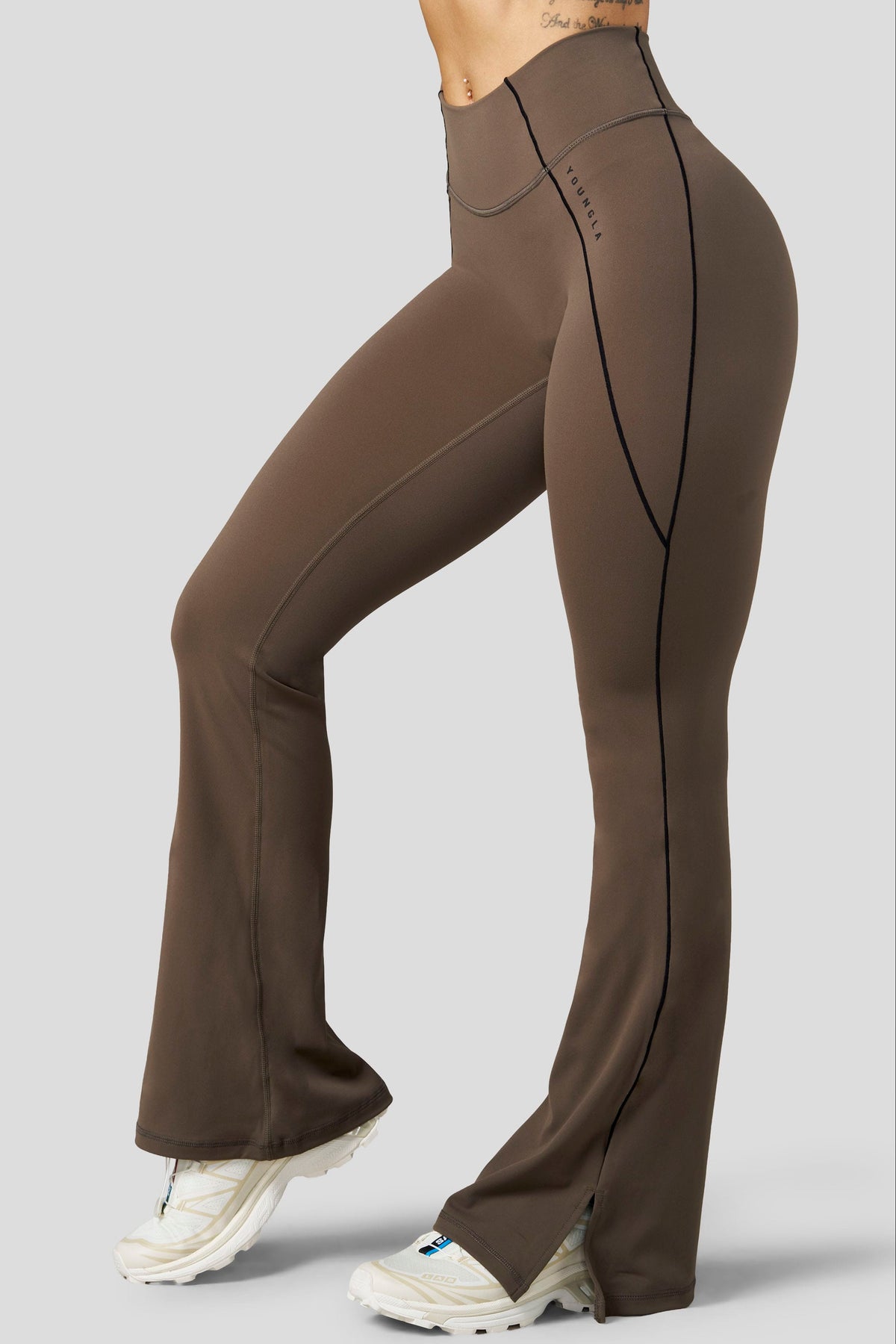 Taupe
