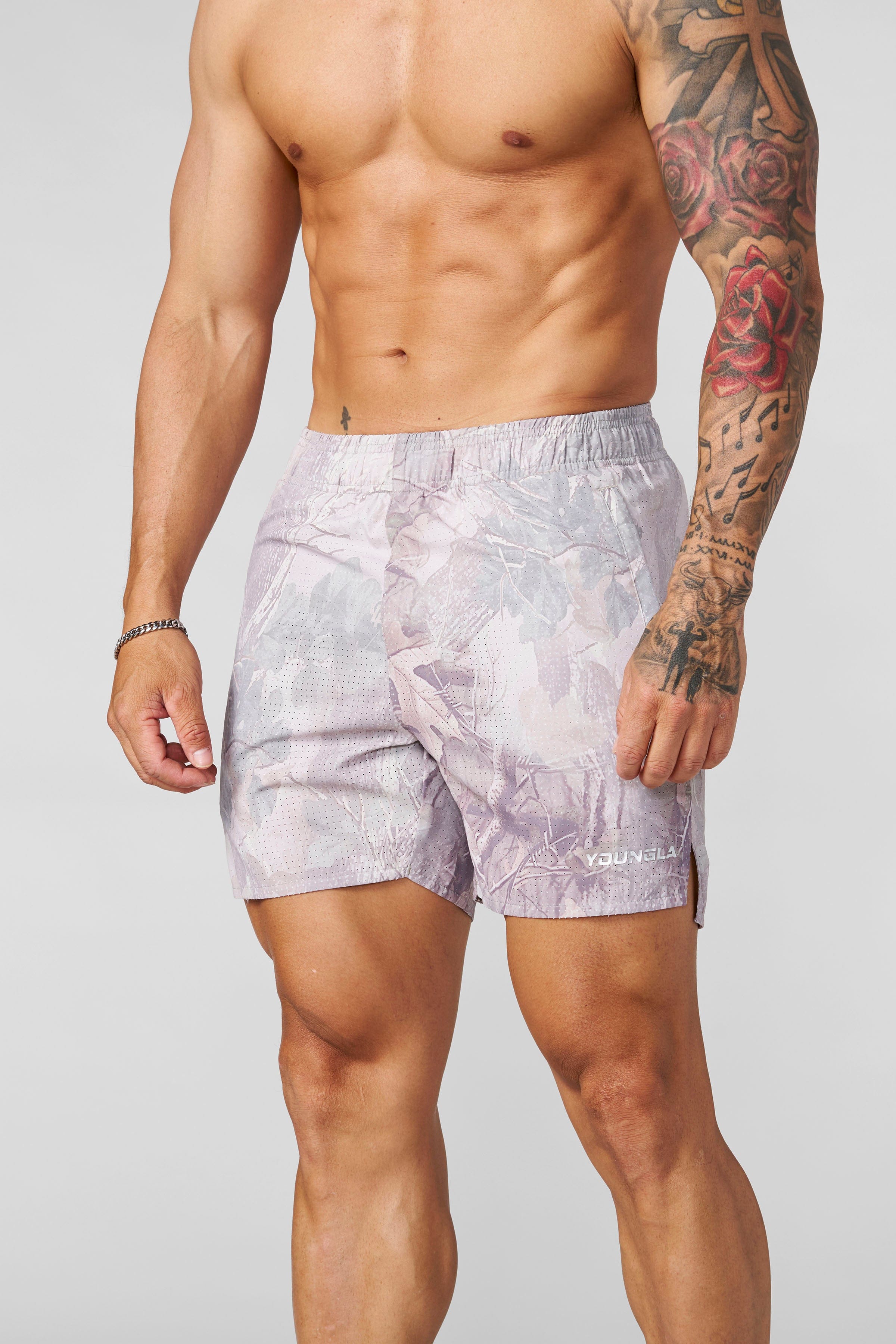 Weightless Shorts