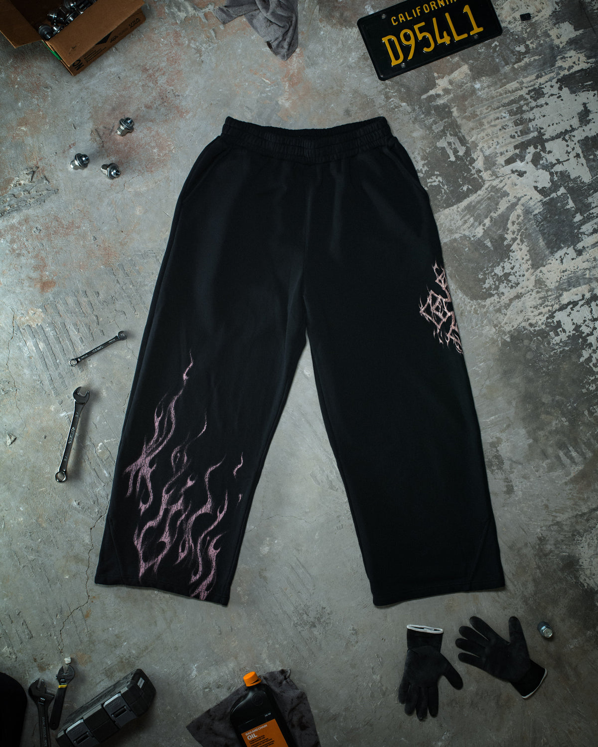 Ghost Sweatpants Glossy Pink