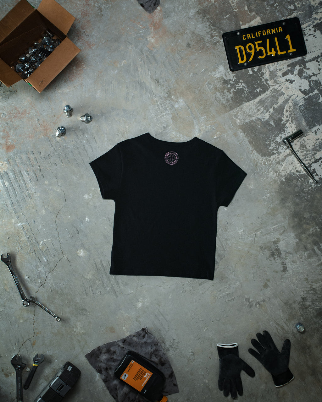 Chained Baby Tee Glossy Pink