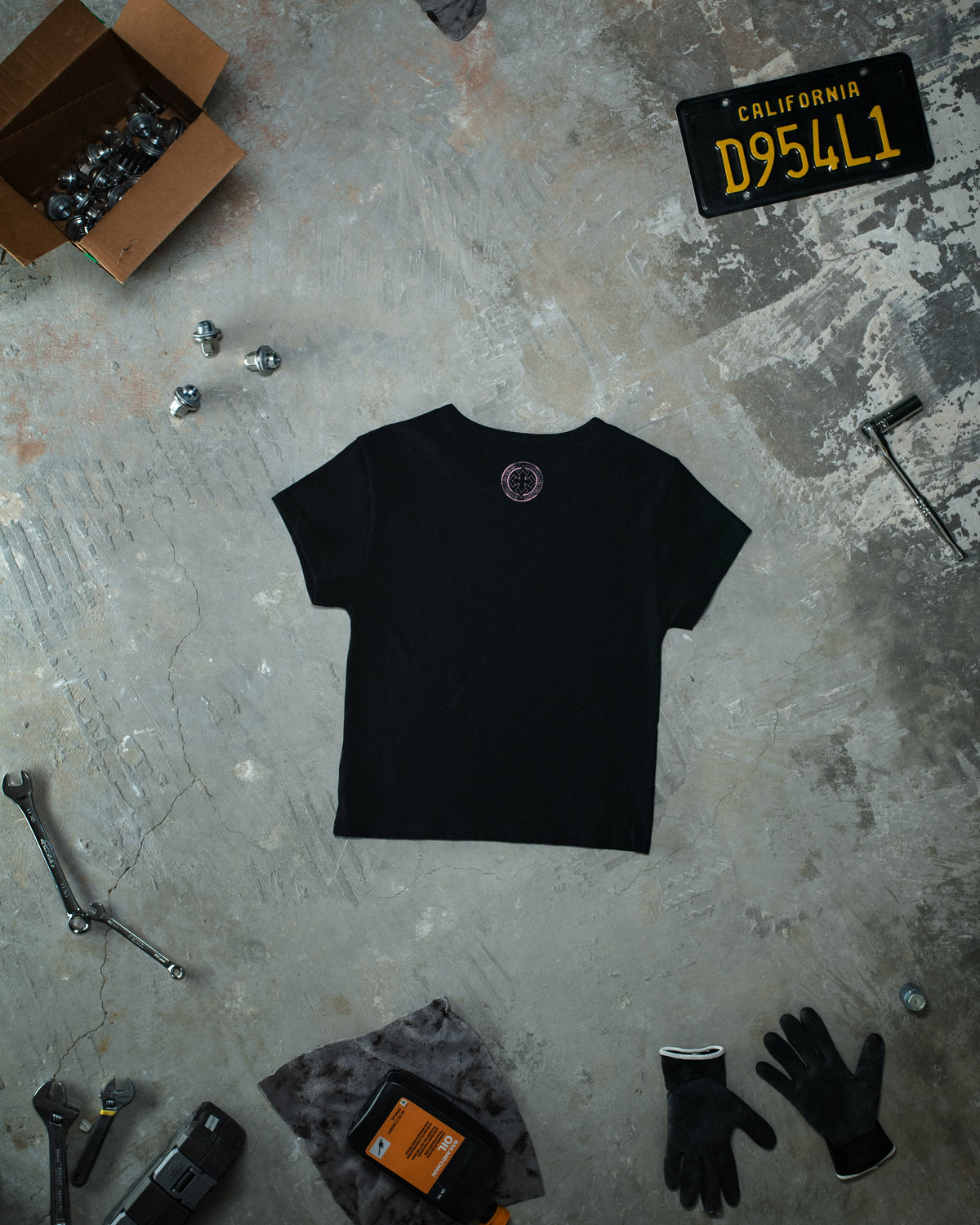 Chained Baby Tee Glossy Pink