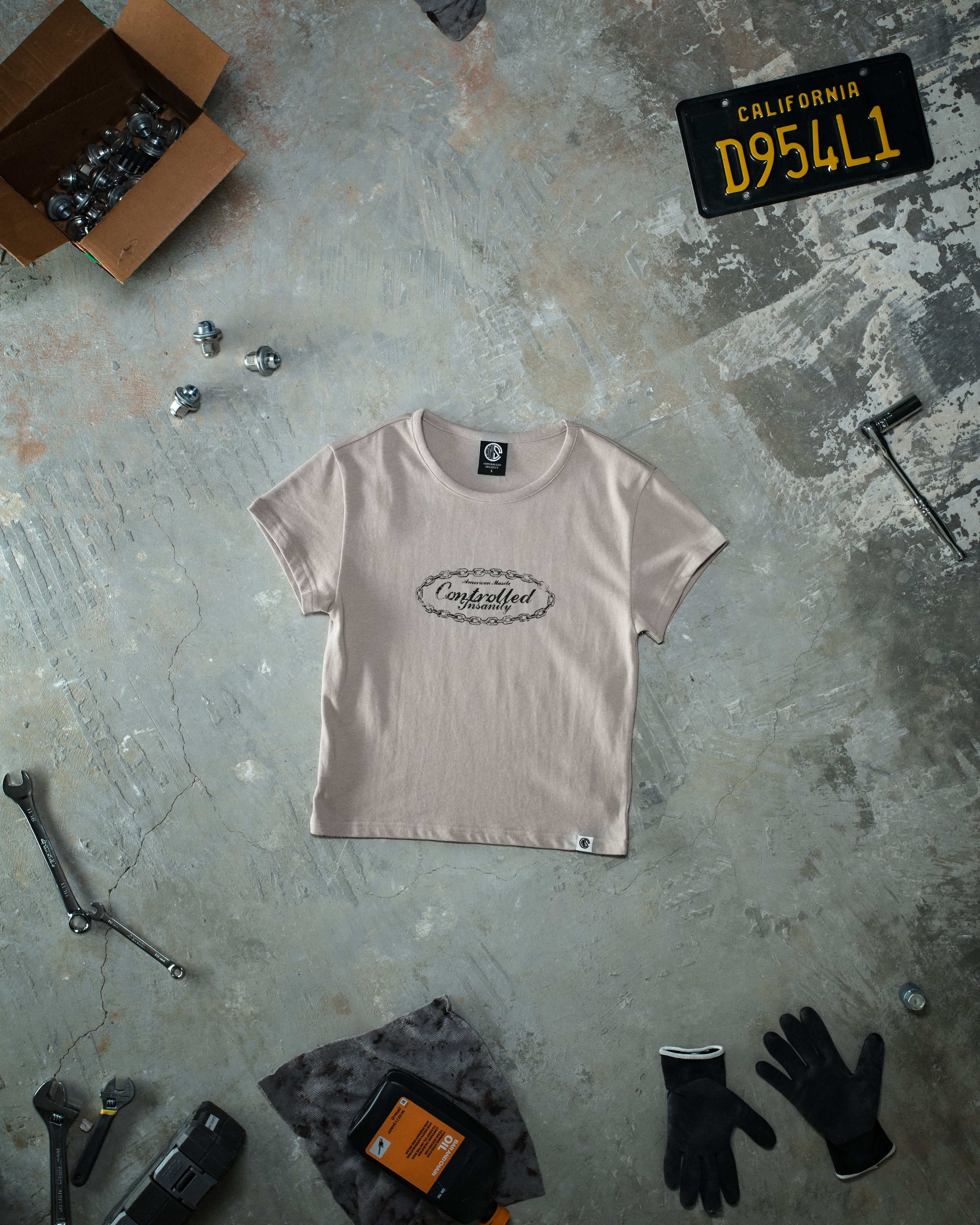Chained Baby Tee Creme