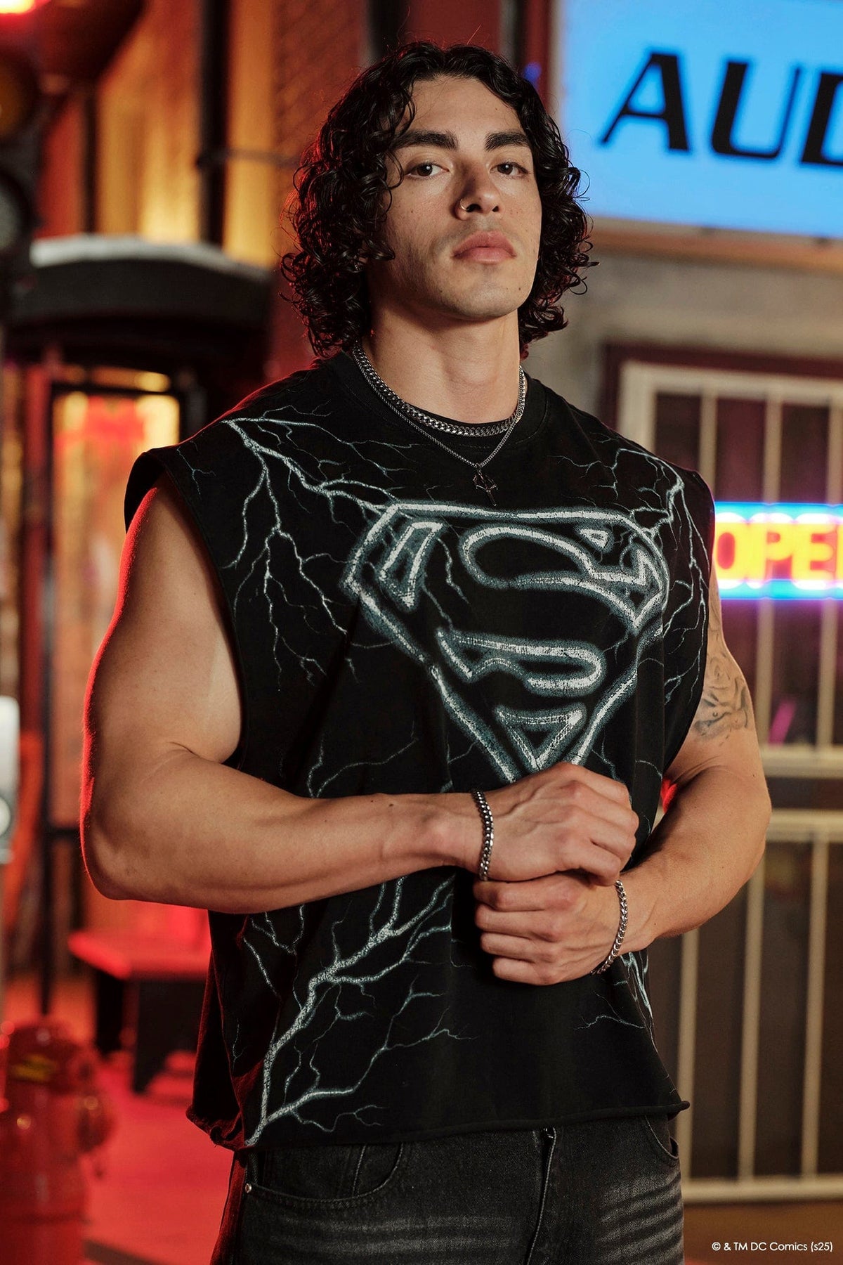 SUPERMAN CUT-OFFS