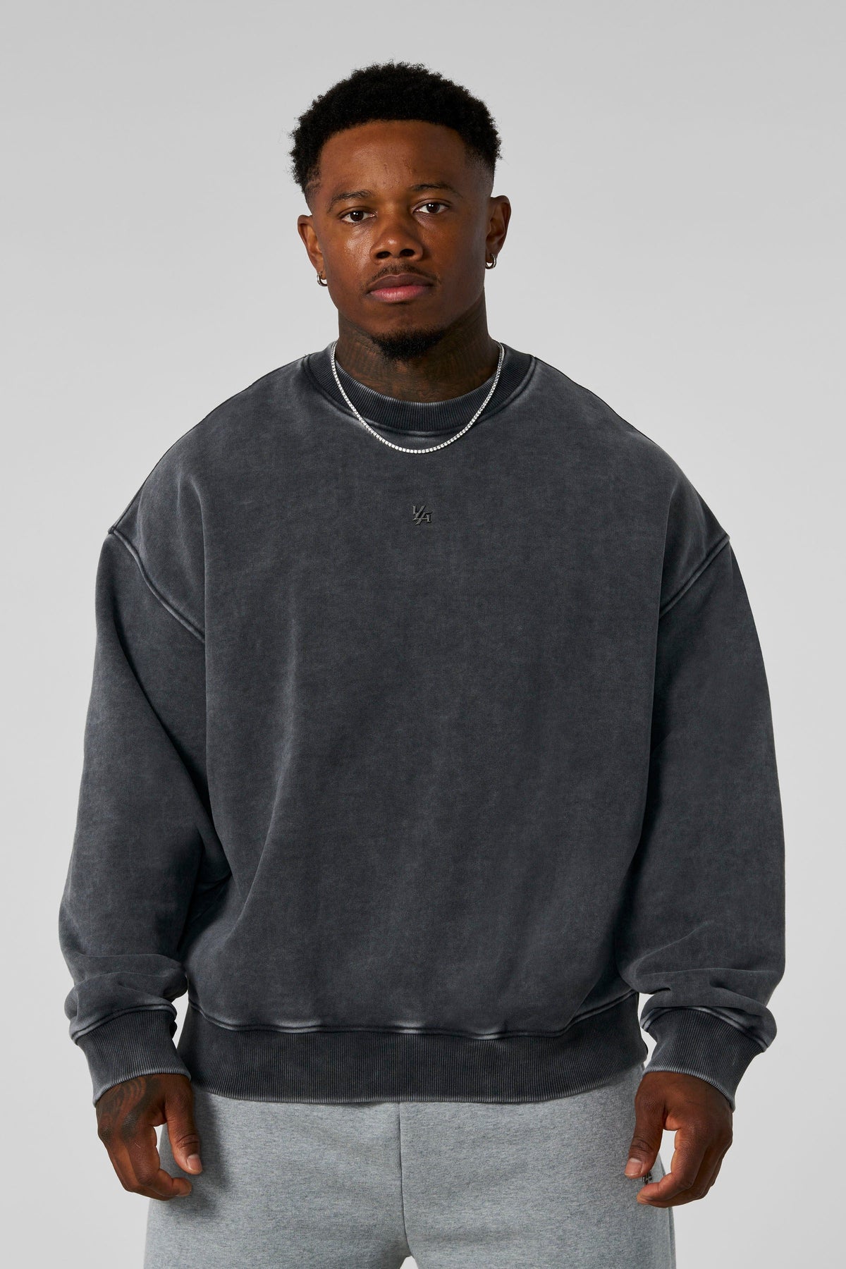 Elevated Essentials - Crewneck