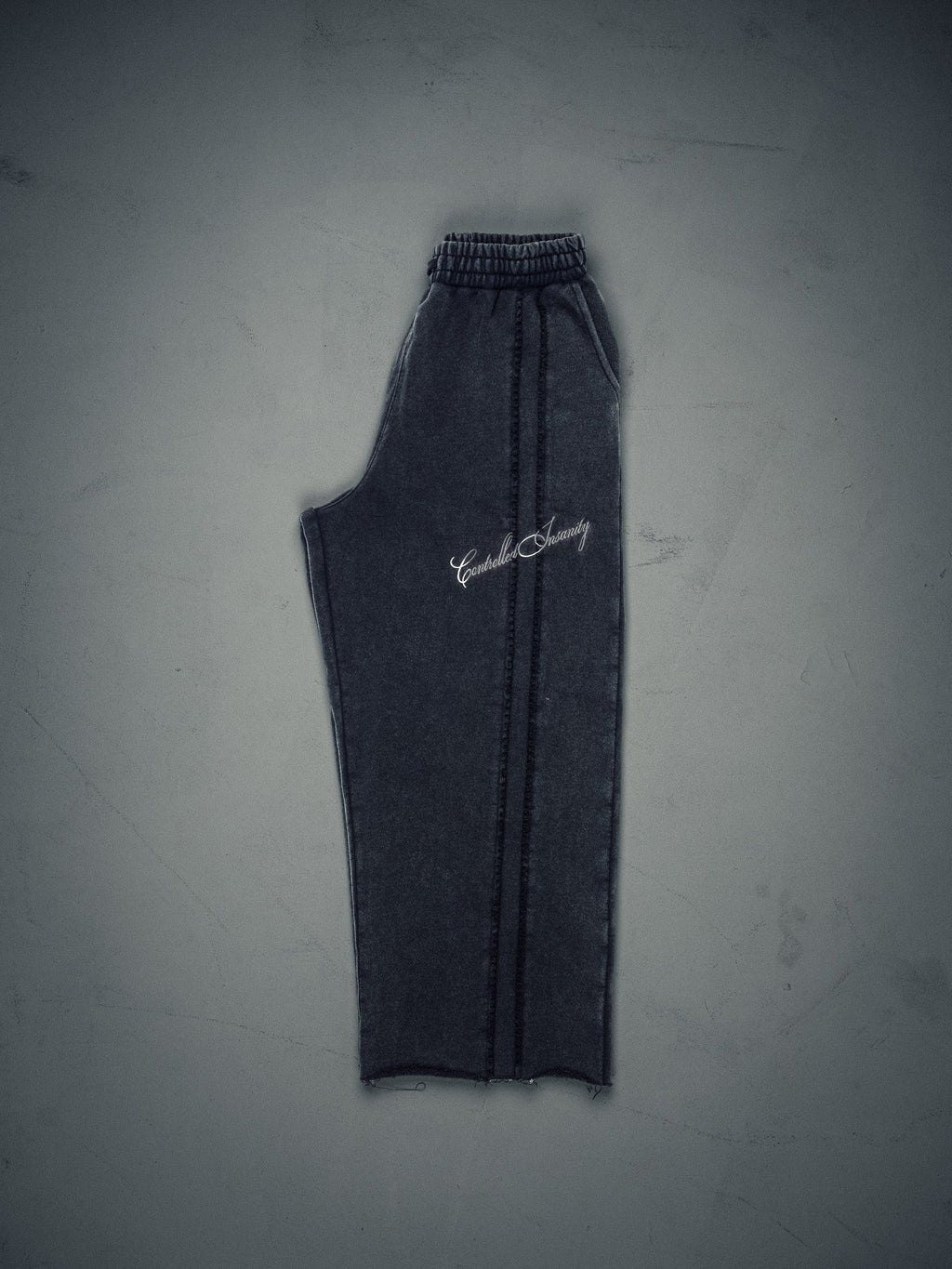 Signature Wideleg Sweats Faded Black