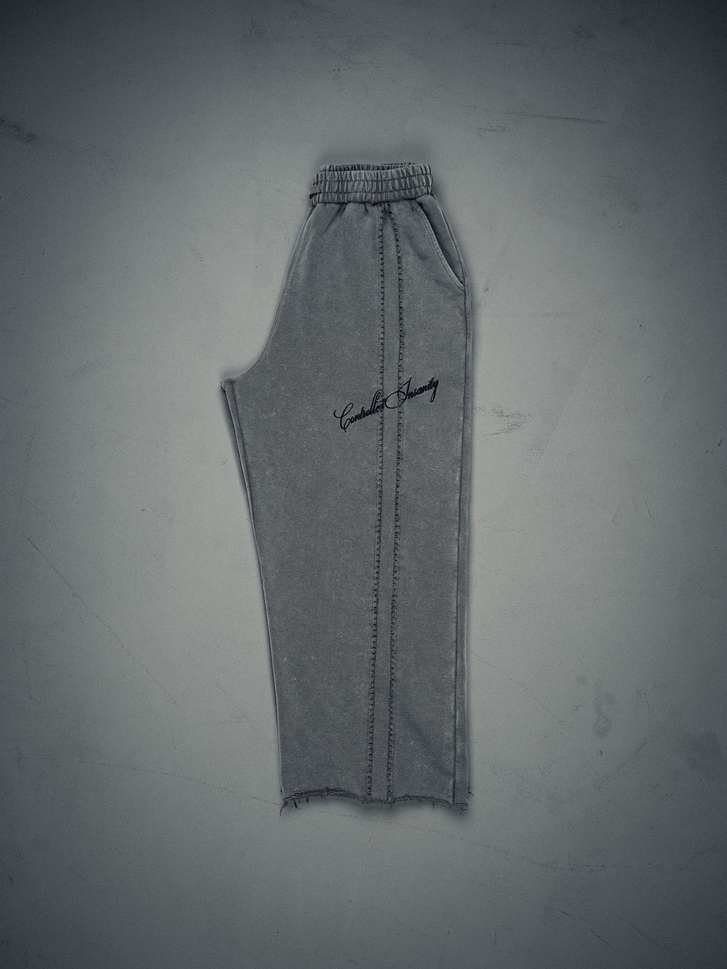 Signature Wideleg Sweats Grey