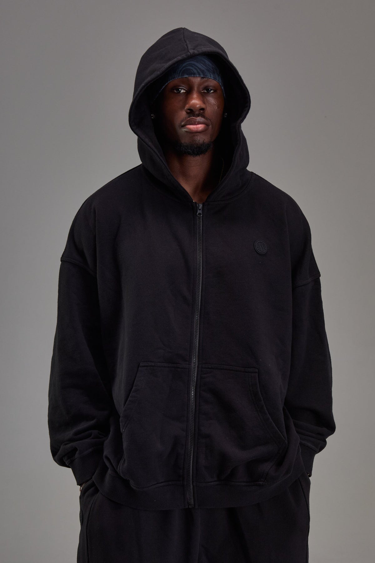 Heavyweight Zip Up Pitch Black
