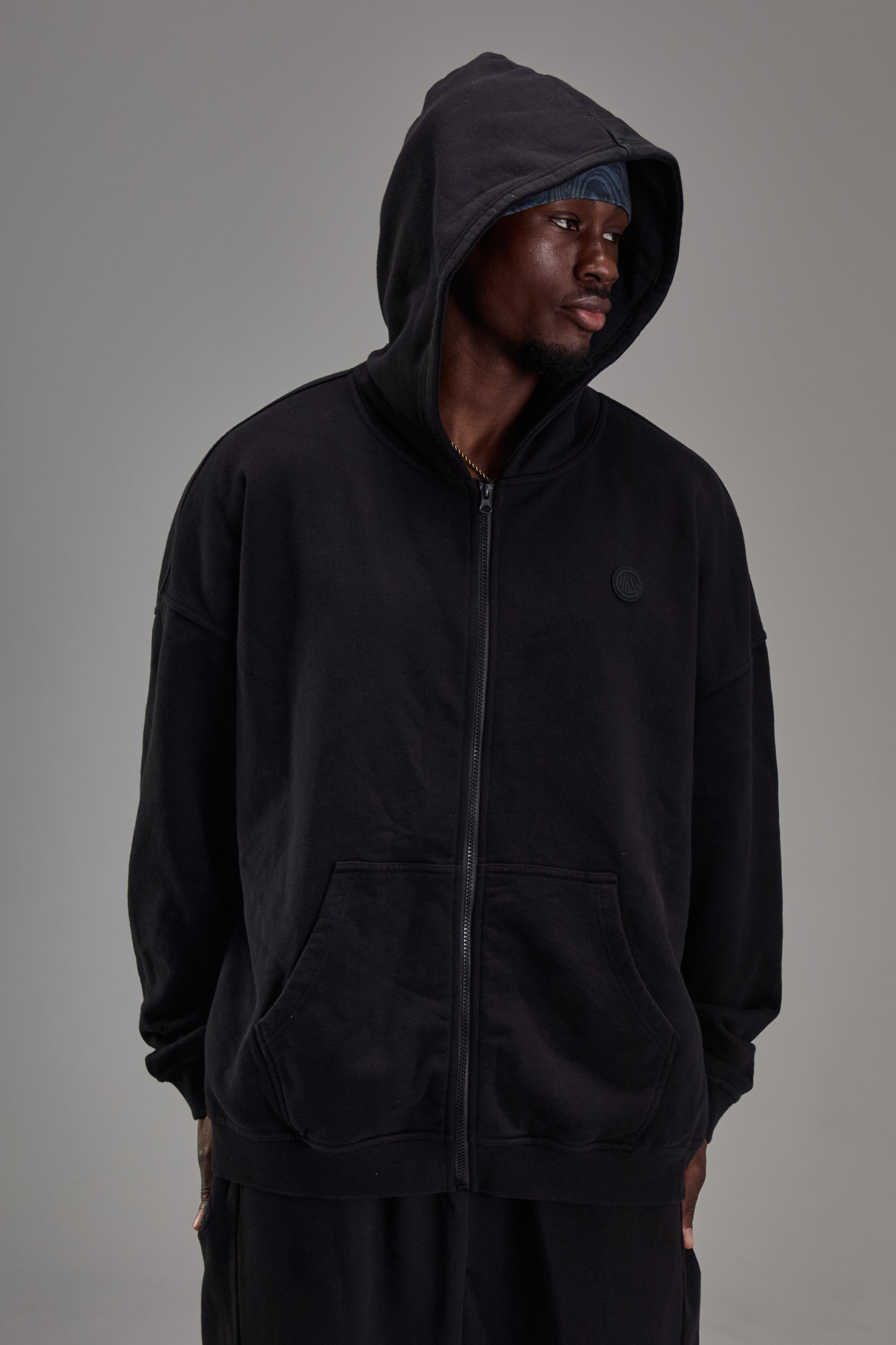 Heavyweight Zip Up Pitch Black
