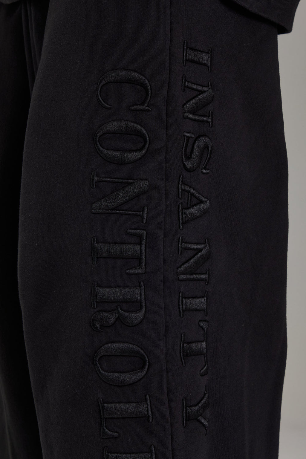 Heavyweight Sweatpants 3D shadow