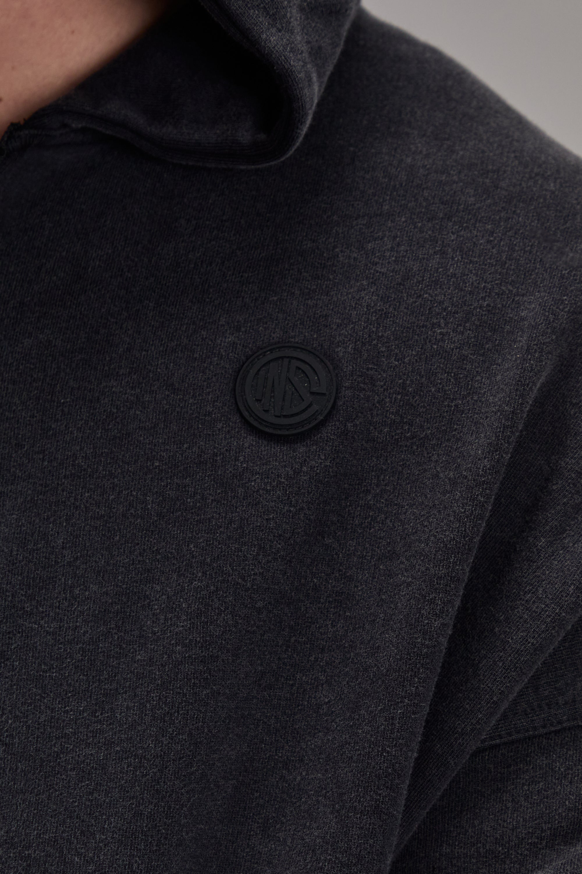 Heavyweight Zip-up Embossed Black