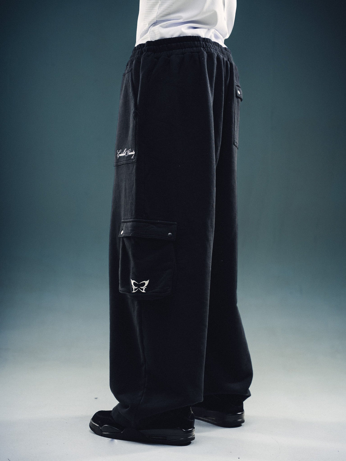 NY Cargo Sweats Black