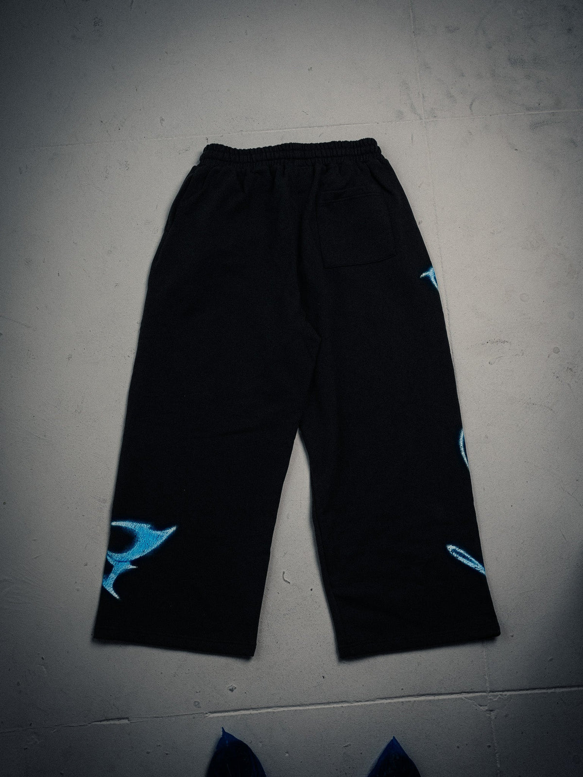 NY Wide Leg Sweats Butterfly Black blue