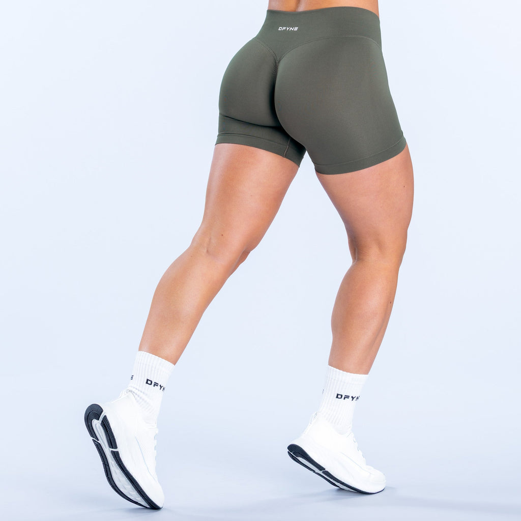 Defy Shorts | 4.5" Clover