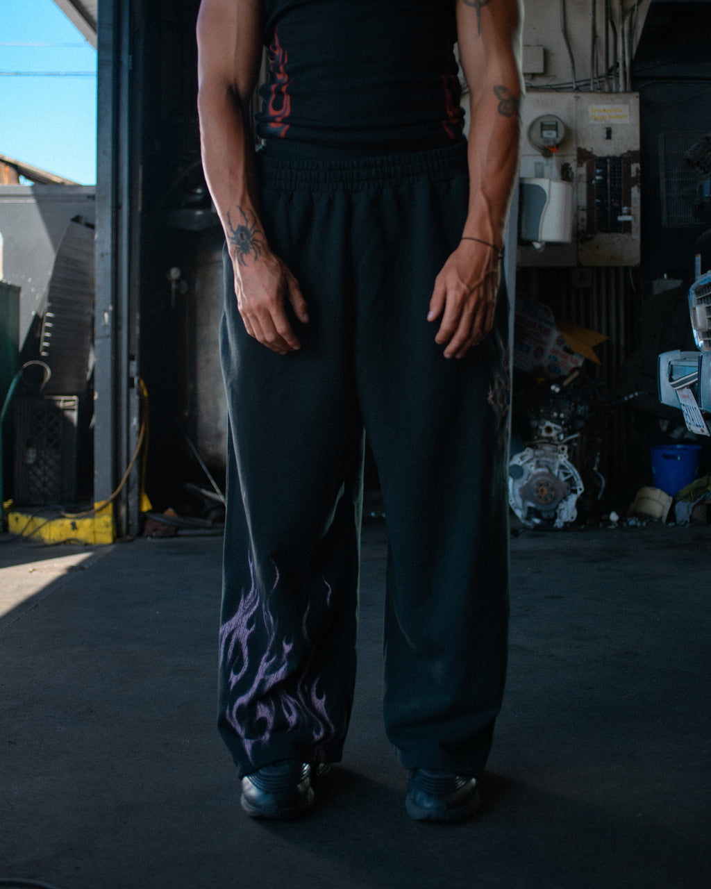 Ghost Sweatpants Glossy Pink