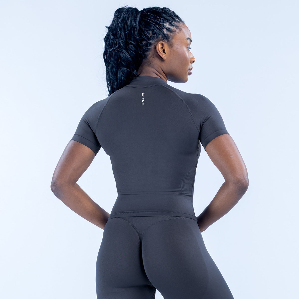 Dynamic Short Sleeve Zippy Charcoal