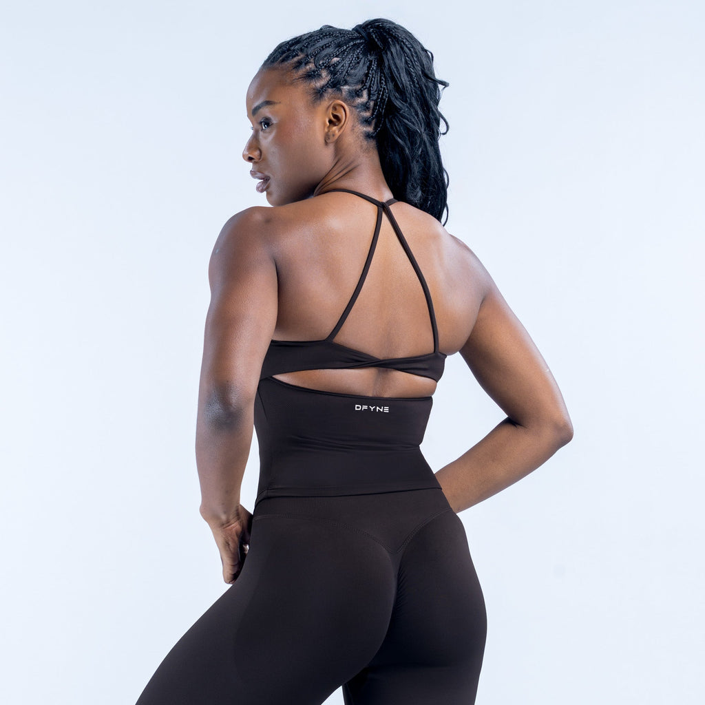 Dynamic Twist Back Top Coco
