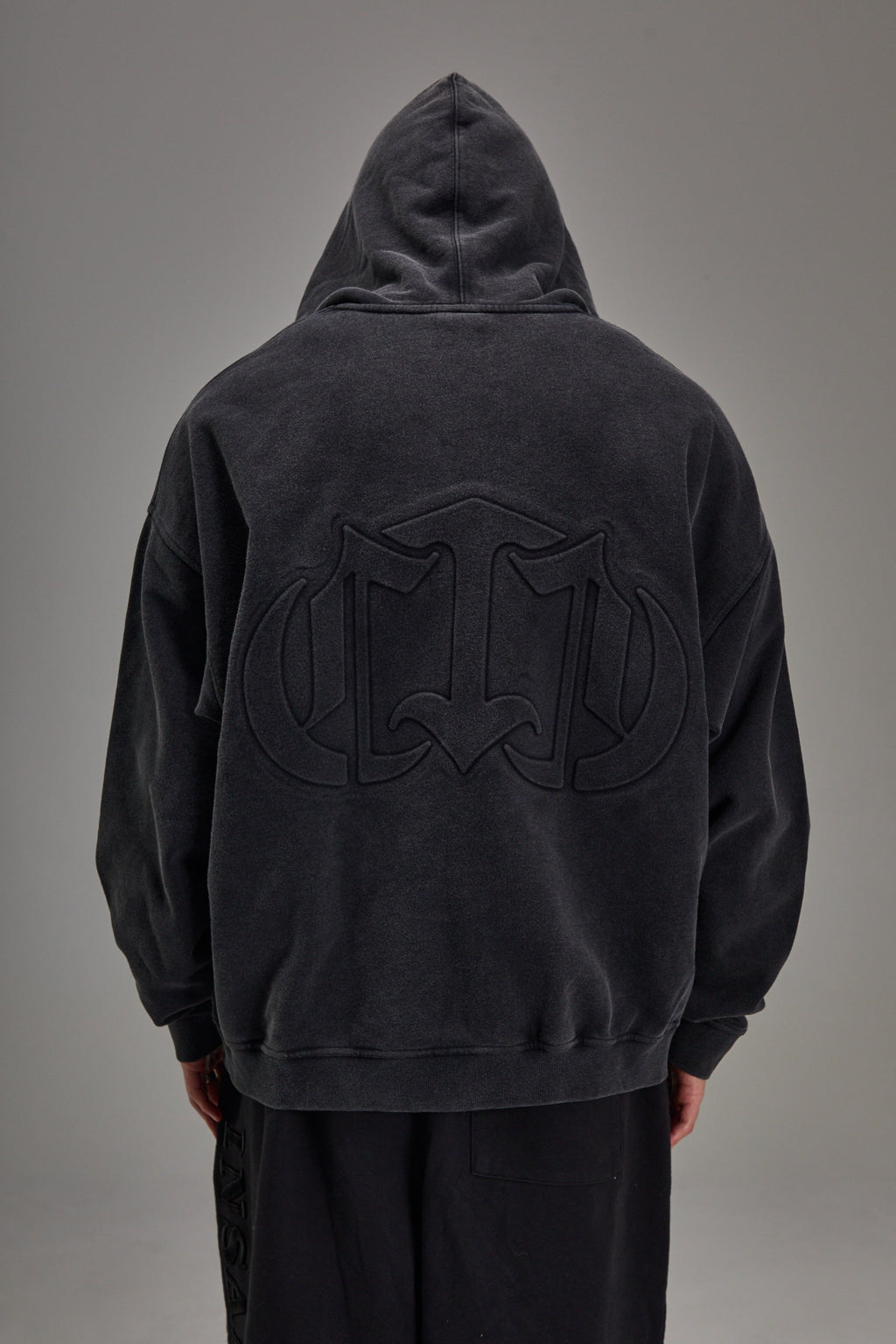 Heavyweight Zip-up Embossed Black