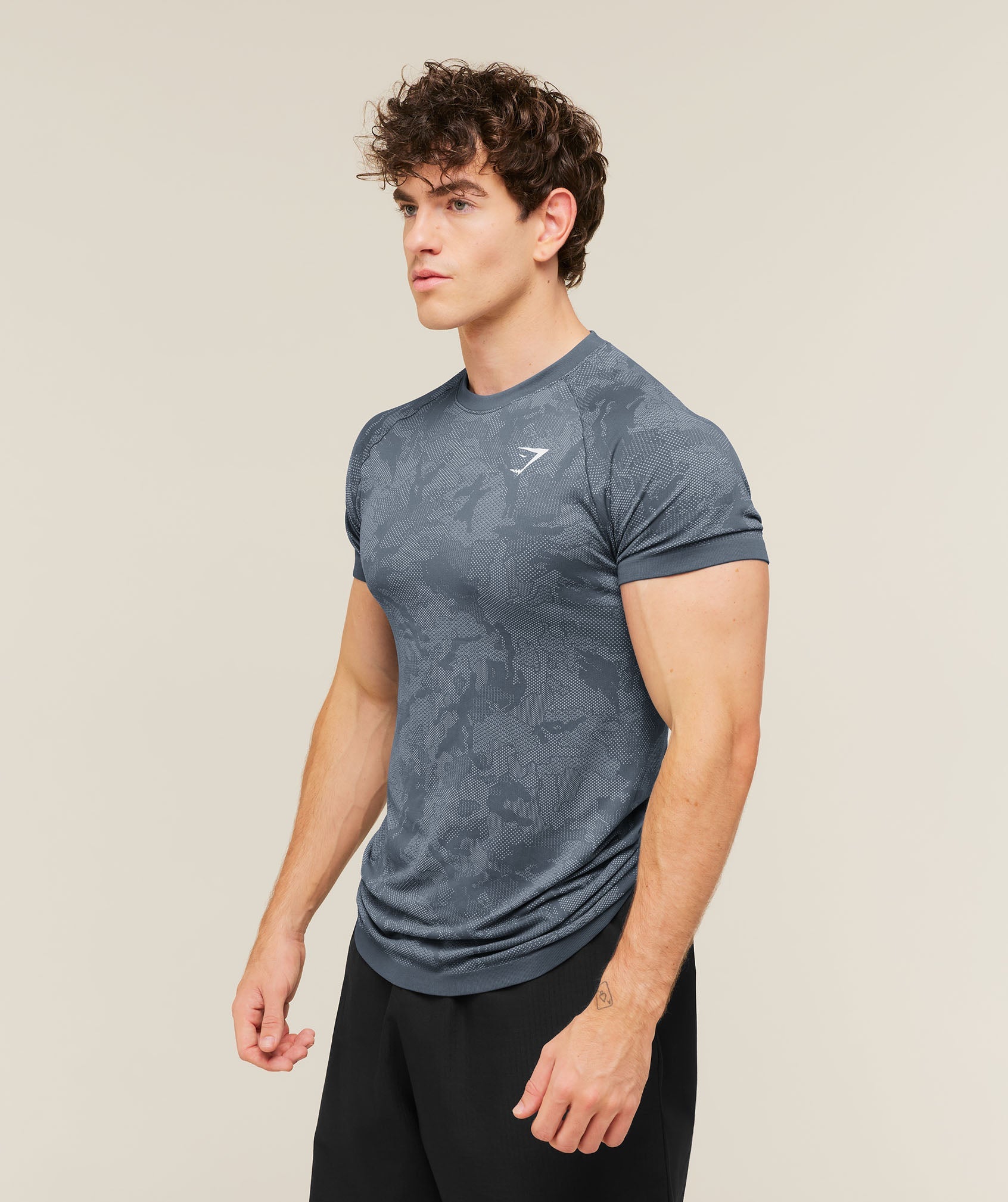 Geo Seamless T-Shirt - Shadow Blue/Tranquil Blue