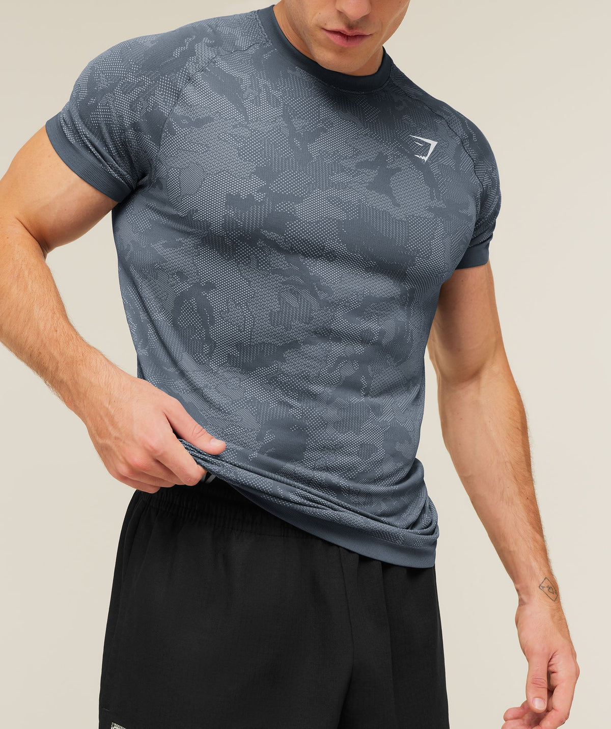 Geo Seamless T-Shirt - Shadow Blue/Tranquil Blue