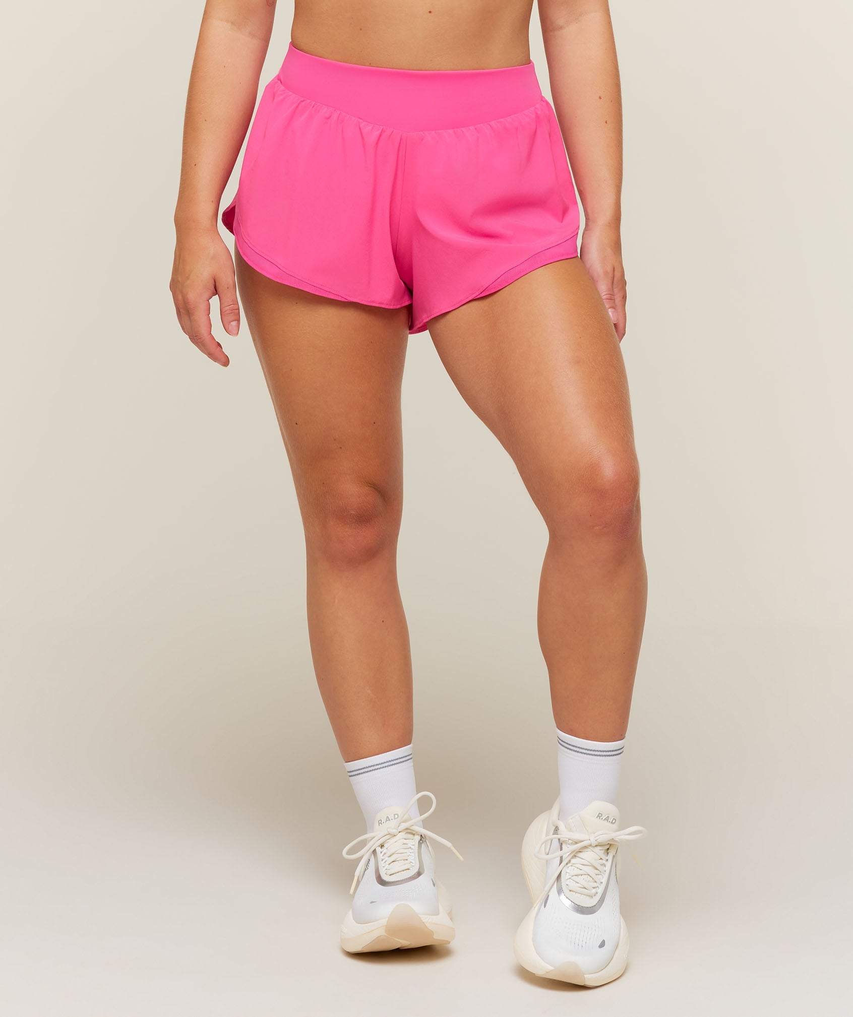 Hybrid Loose Shorts - Energy Pink ;)