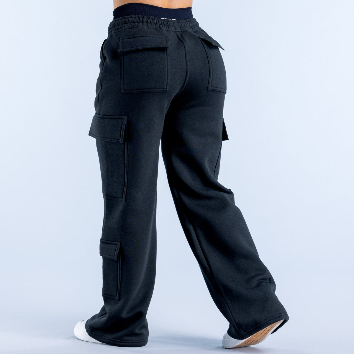 Revive Cargo Jogger Midnight Black