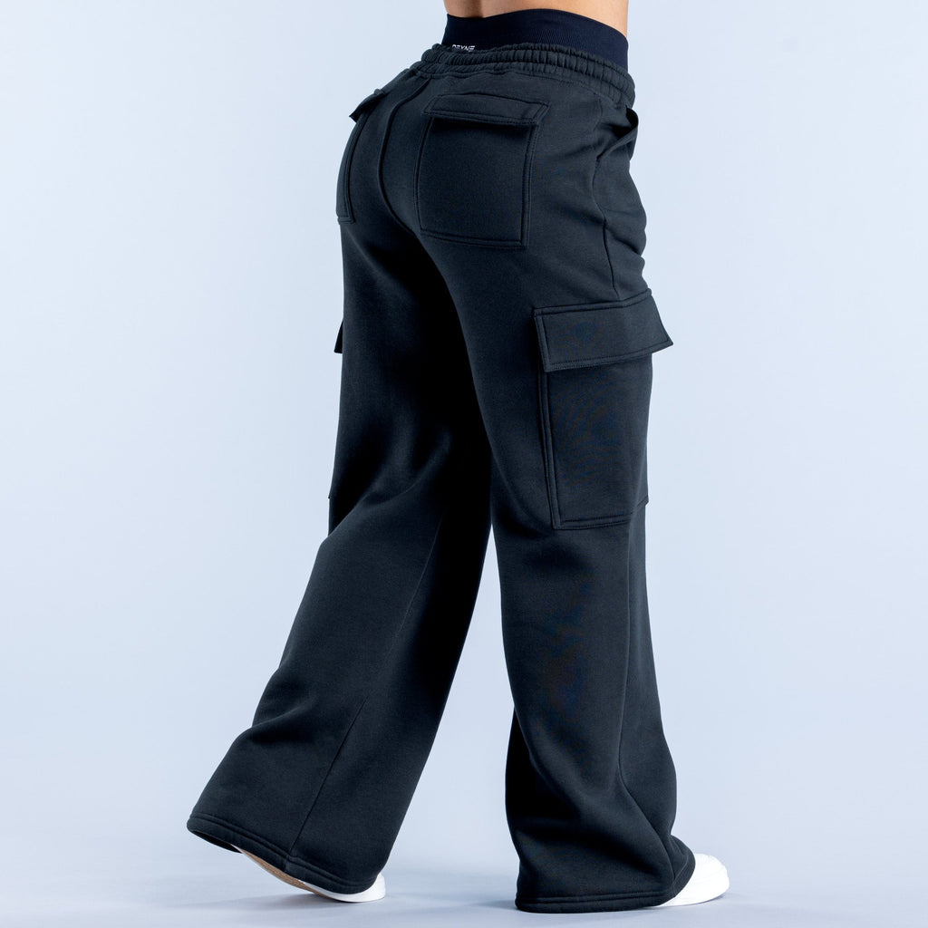 Revive Cargo Jogger Midnight Black