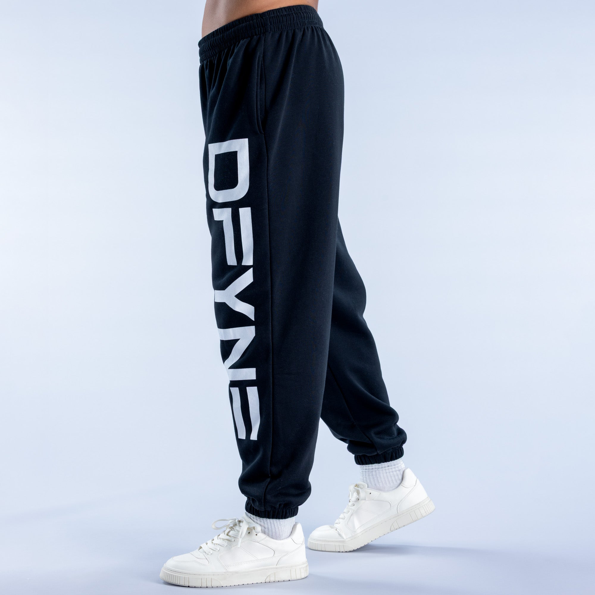 Signature Cuffed Jogger Midnight Black