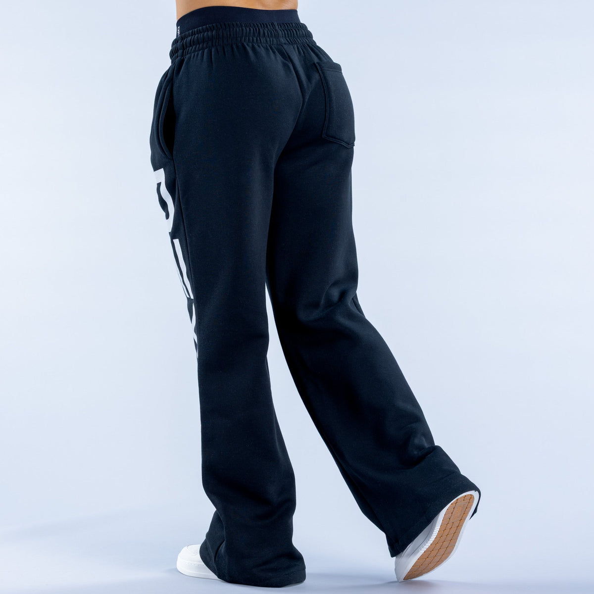Signature Wide Leg Jogger Midnight Black