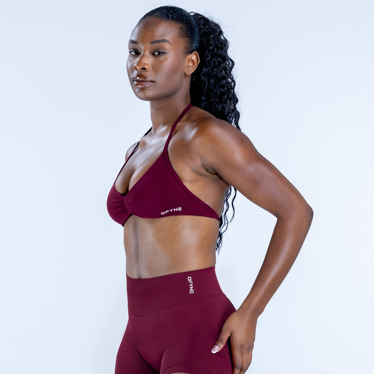 Impact Strappy Bra Winter Berry