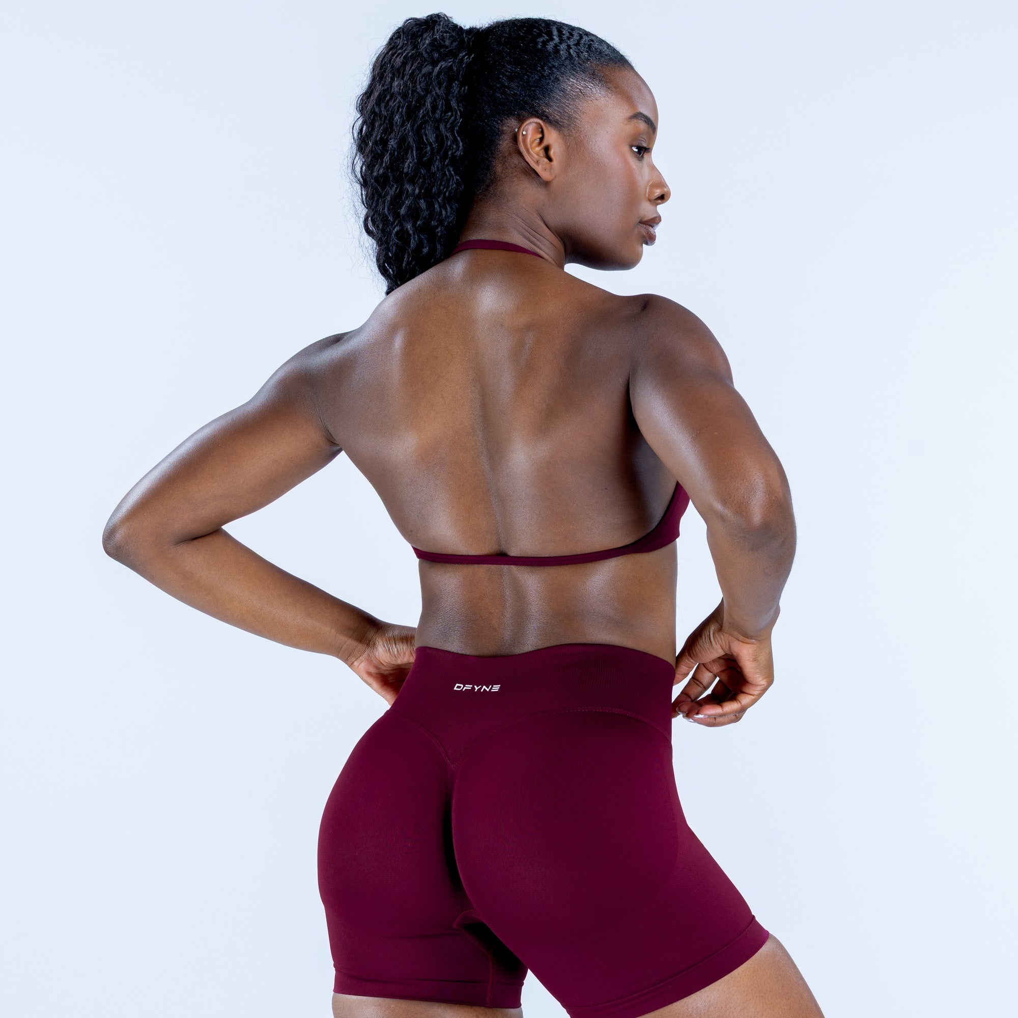 Impact Strappy Bra Winter Berry