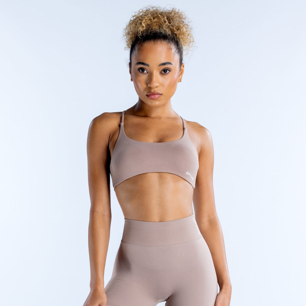 Dynamic Twist Back Bra Mocha
