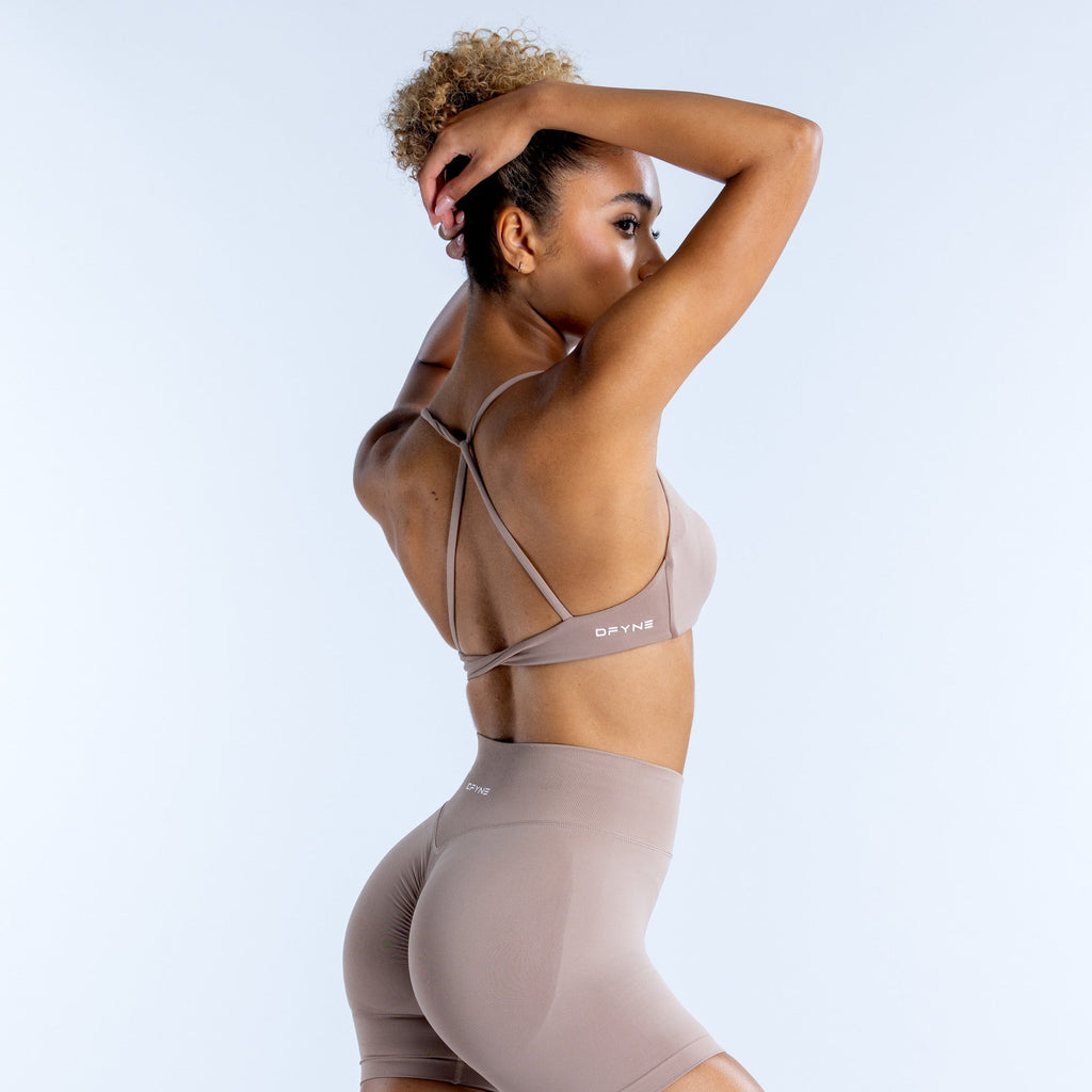 Dynamic Twist Back Bra Mocha