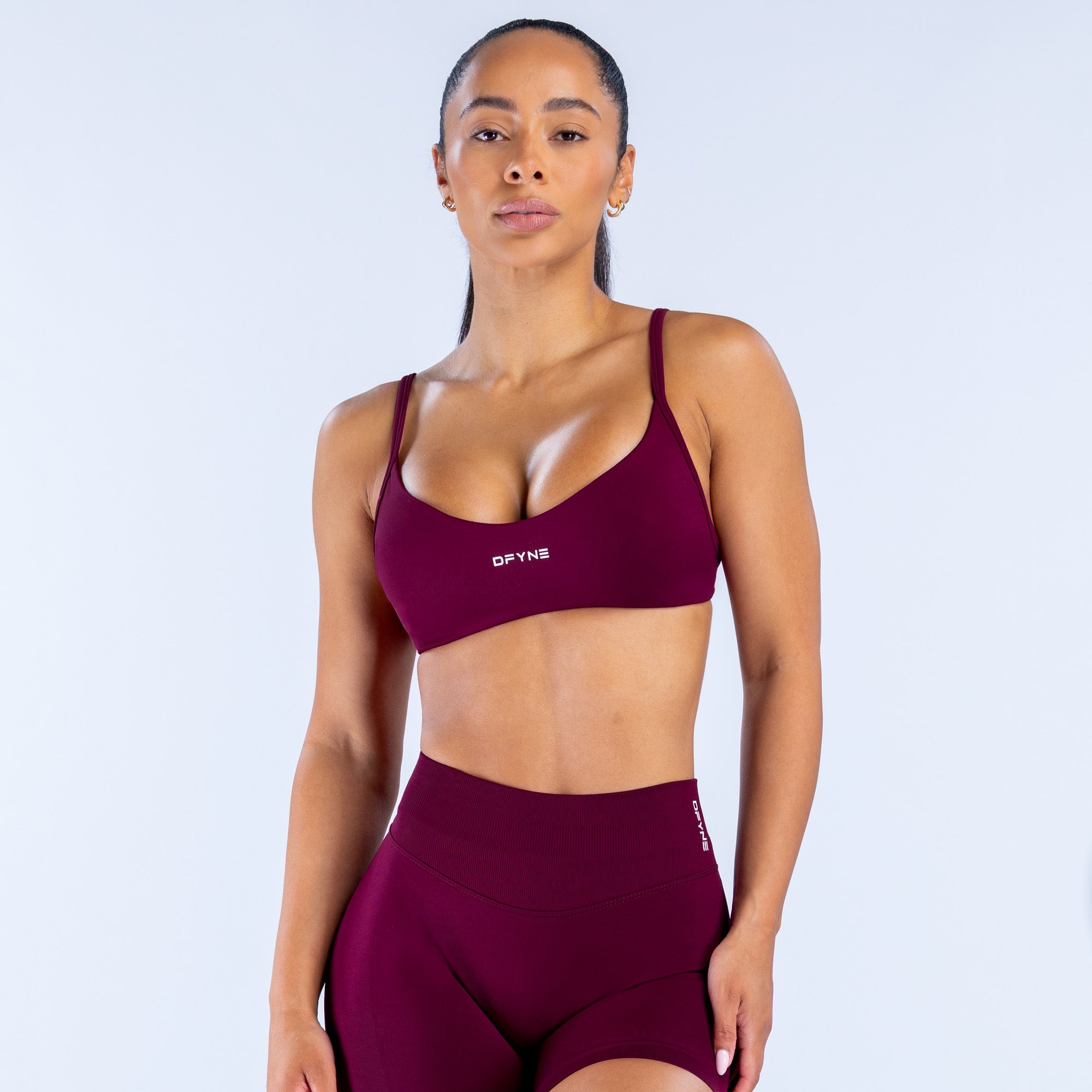 Impact Scoop Neck Bra Winter Berry