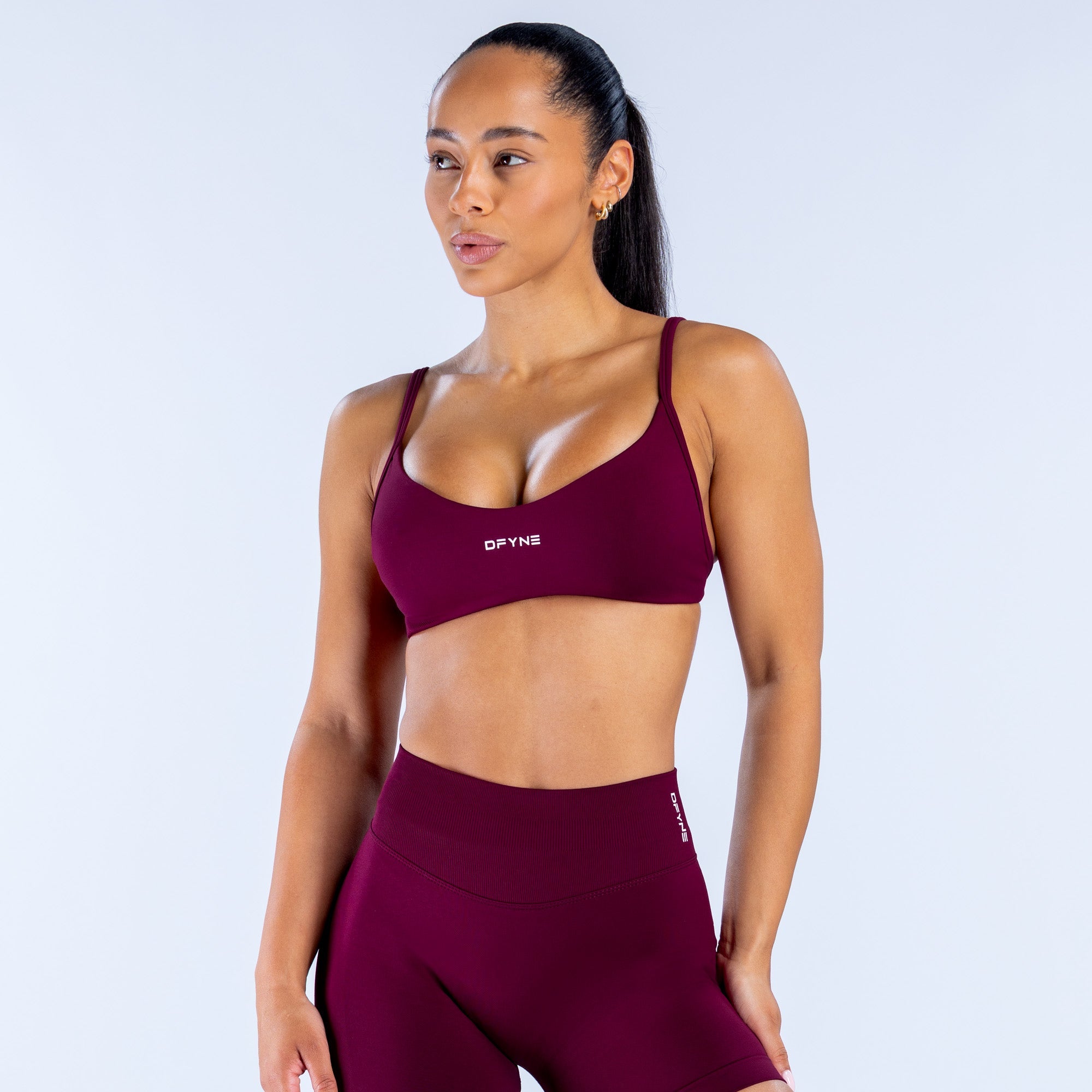 Impact Scoop Neck Bra Winter Berry