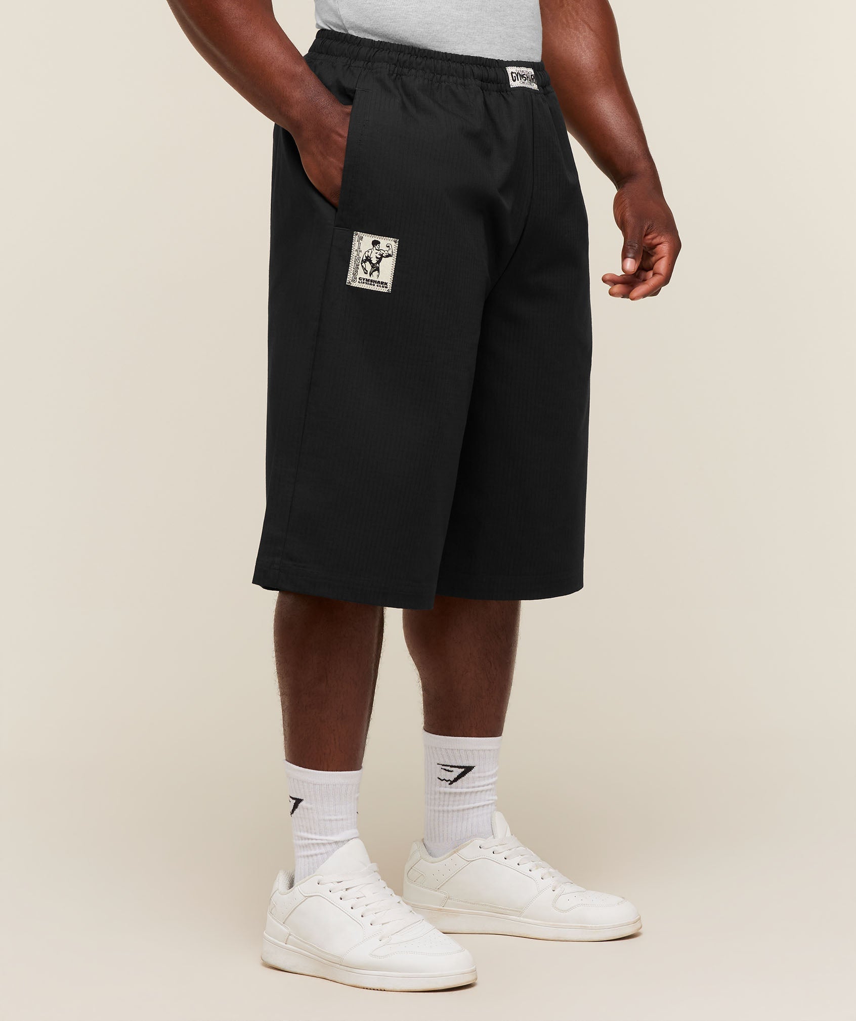 Longline Pumper Shorts - Black ;)