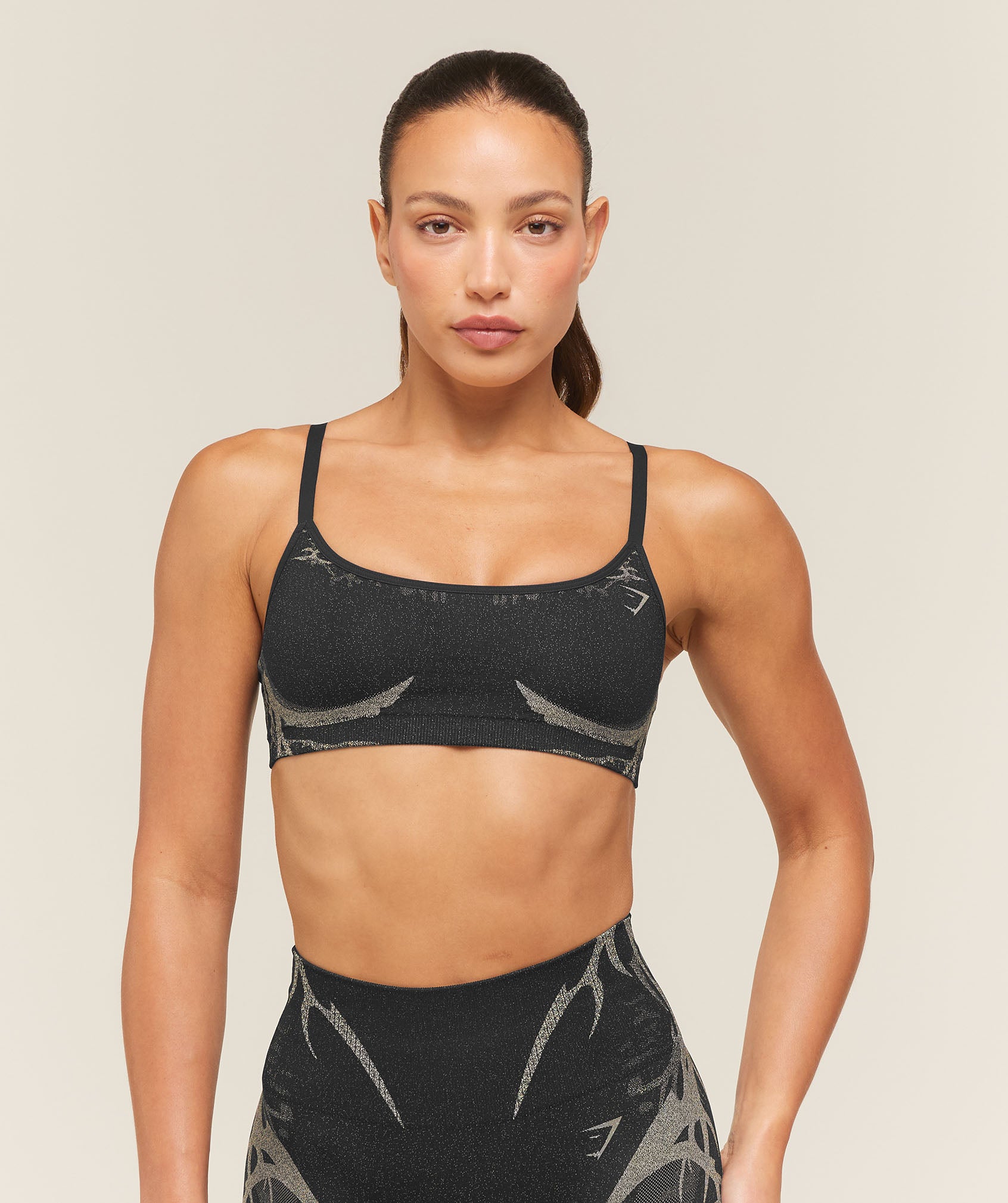 Storm Seamless Sports Bra - Black/Tinted White