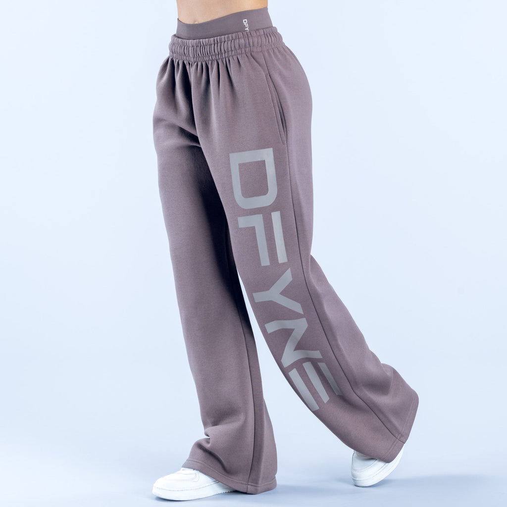 Signature Wide Leg Jogger Truffle