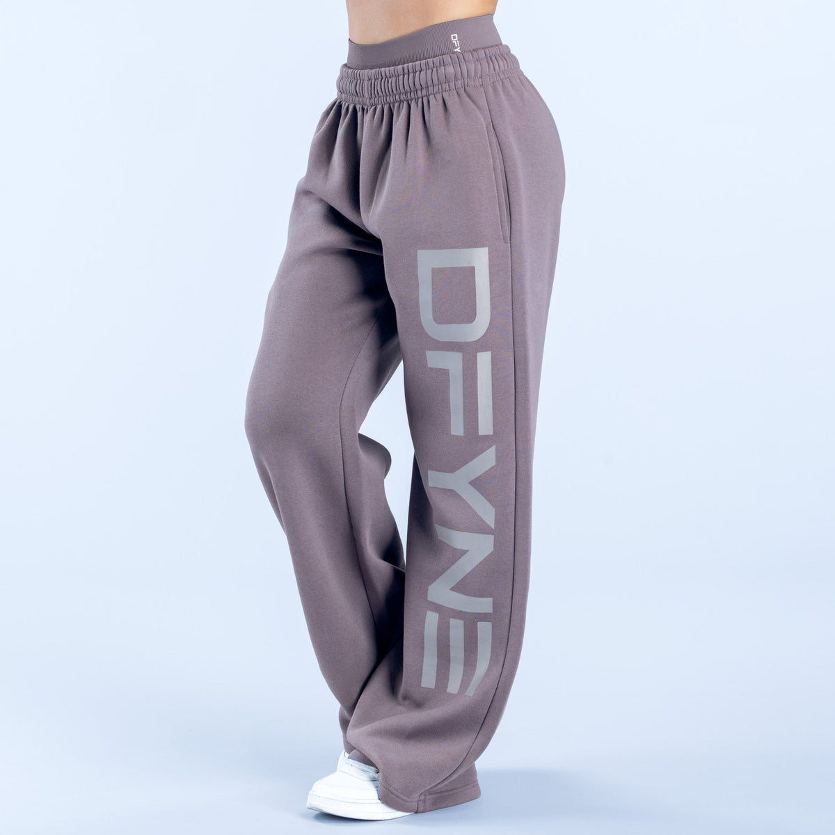 Signature Wide Leg Jogger Truffle