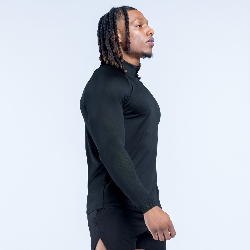 Unbound Quarter Zip Midnight Black