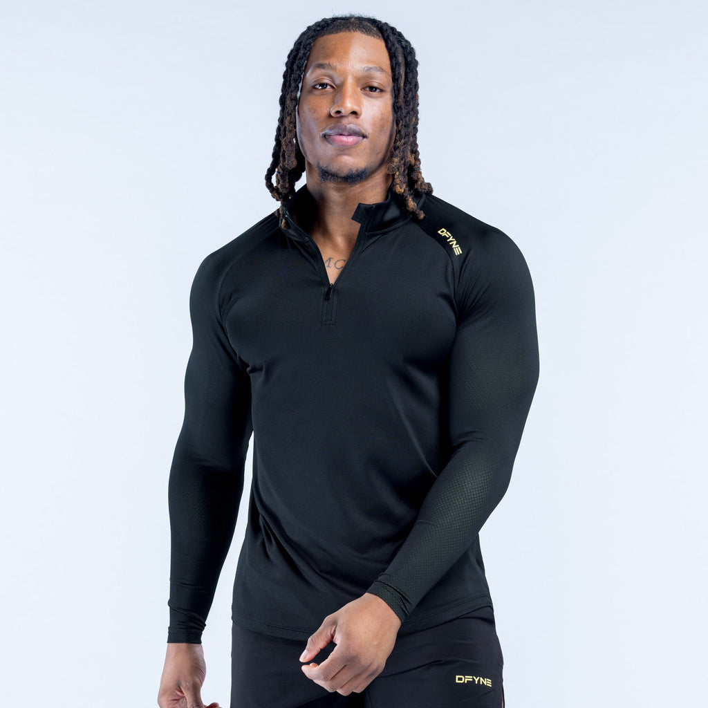 Unbound Quarter Zip Midnight Black