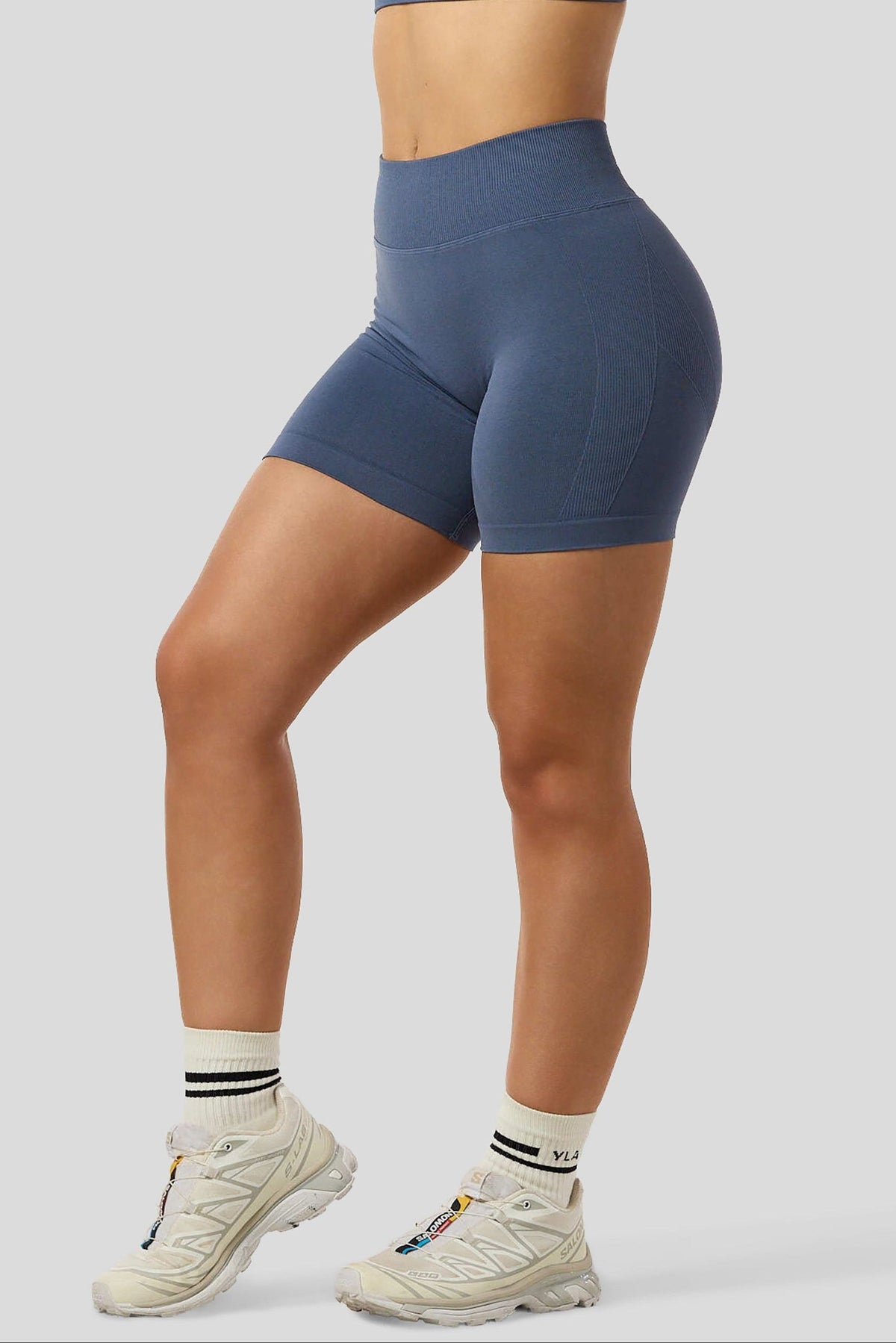 Curve Hourglass Seamless Short