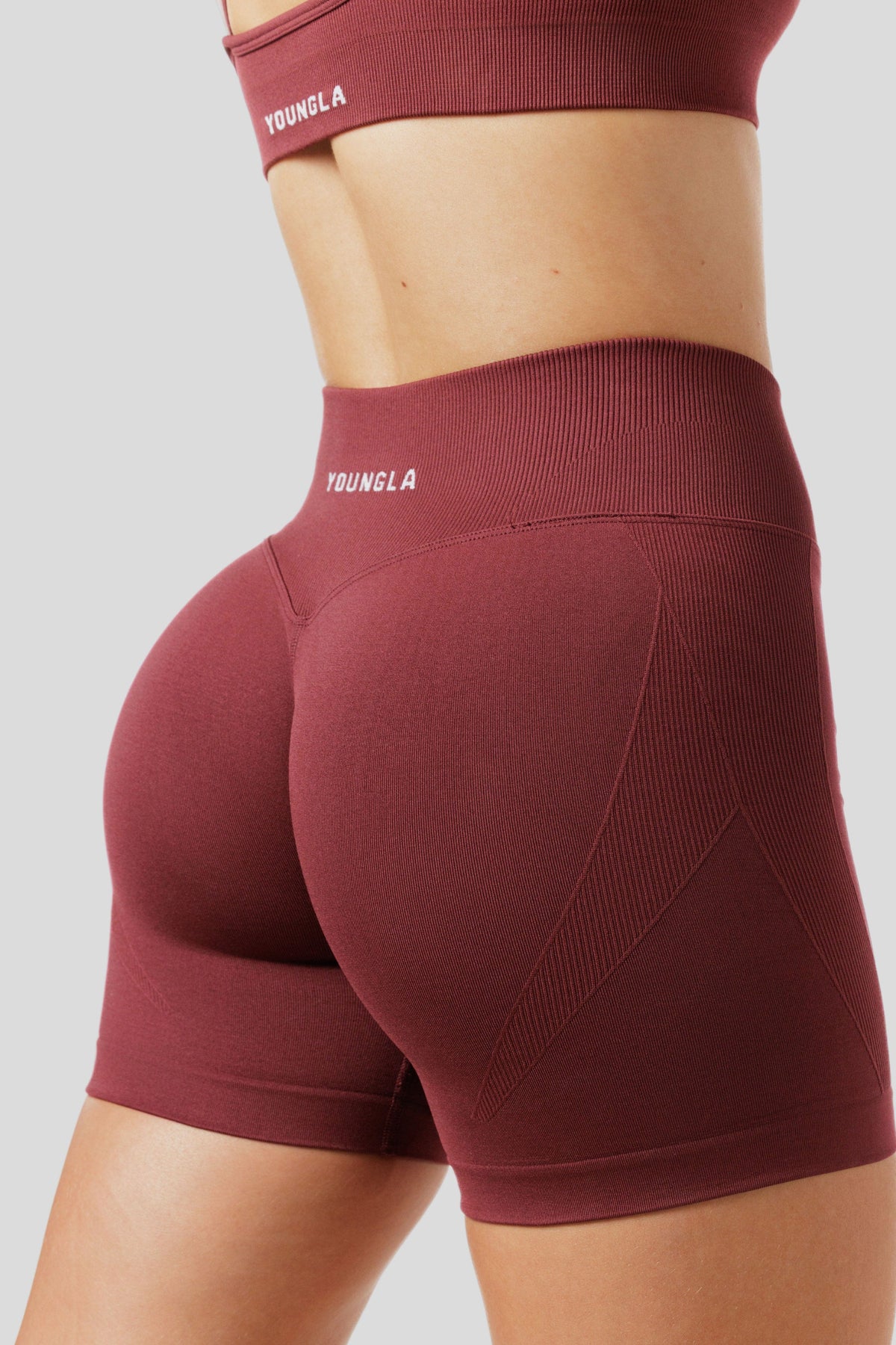 Curve Hourglass Seamless Short