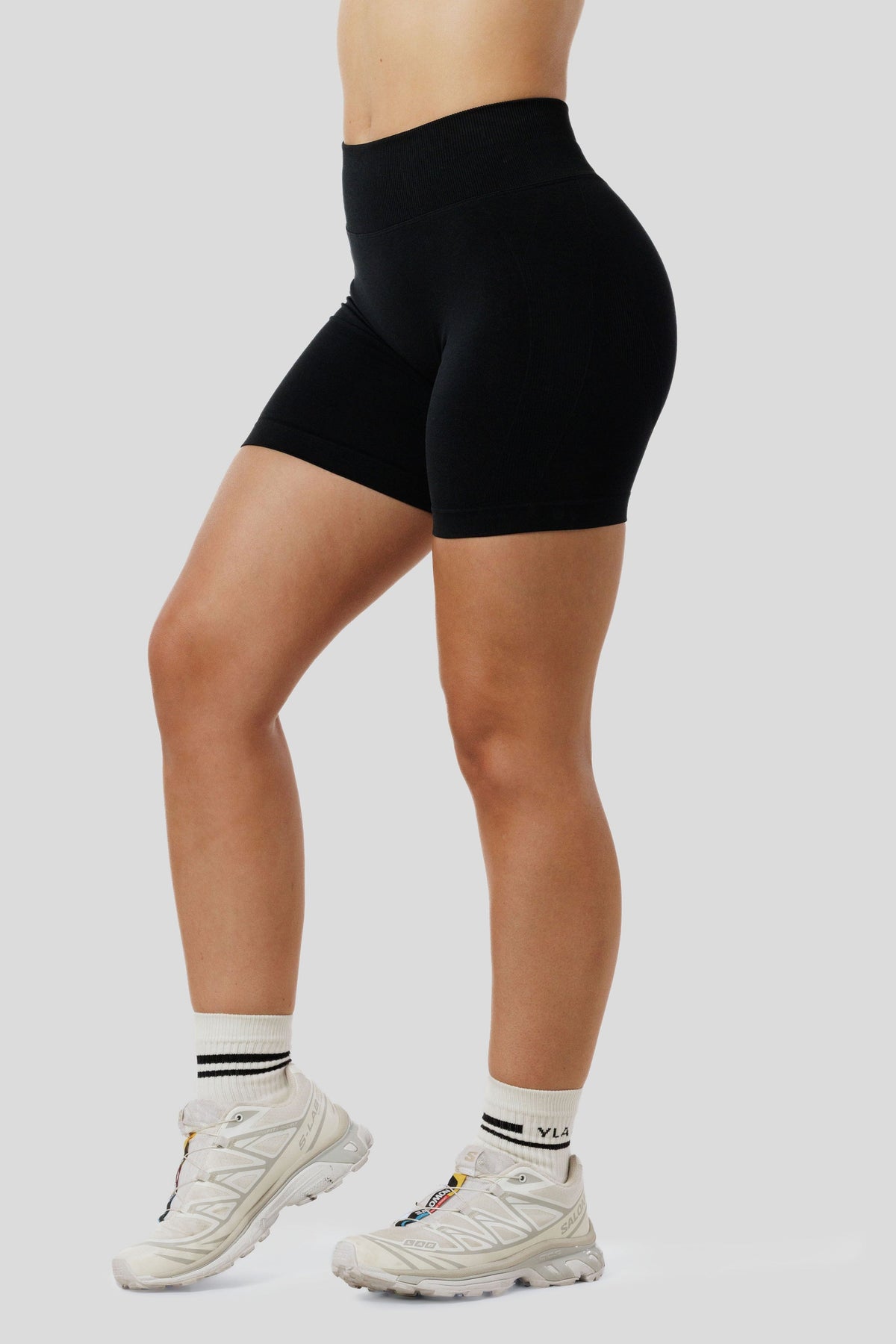 Curve Hourglass Seamless Short