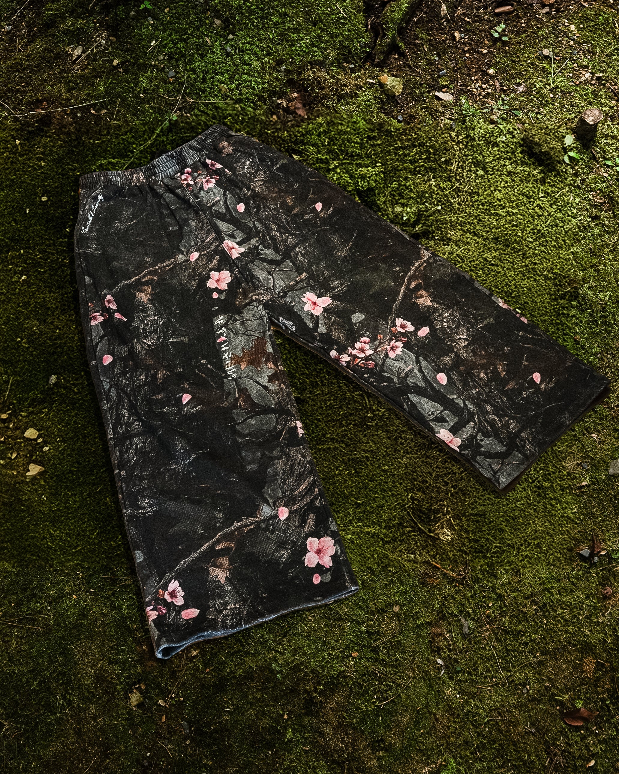 CHERRY BLOSSOM HEAVYWEIGHT SWEATS