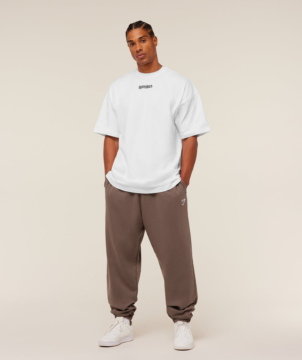 Gymshark Crest Oversized Joggers Café - atrás